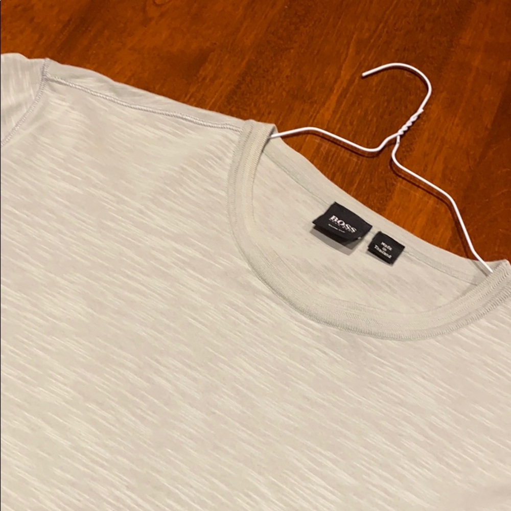Boss t shirt with crowned sleeves